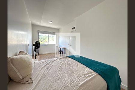 Suíte  de apartamento para alugar com 1 quarto, 56m² em João Paulo, Florianópolis