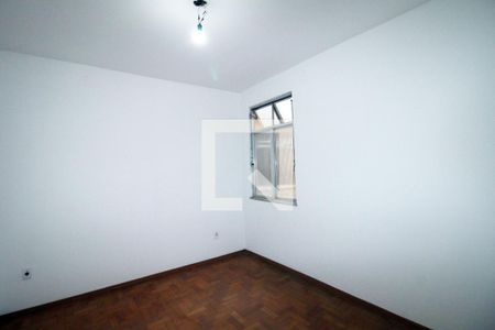 Quarto 2 de apartamento para alugar com 3 quartos, 65m² em Olaria, Rio de Janeiro