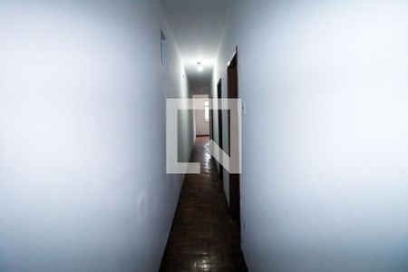 Sala - Corredor de apartamento para alugar com 3 quartos, 65m² em Olaria, Rio de Janeiro