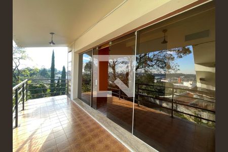 Casa para alugar com 4 quartos, 600m² em Ouro Branco, Novo Hamburgo