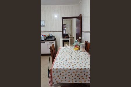 Casa à venda com 3 quartos, 156m² em Vila Zulmira, São Paulo