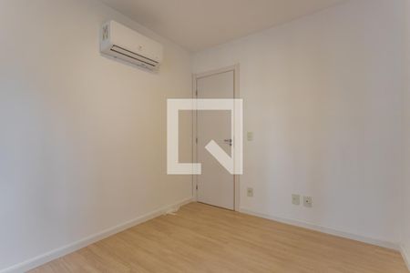 Quarto de apartamento para alugar com 2 quartos, 66m² em Rio Branco, Porto Alegre