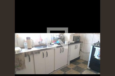 Casa à venda com 3 quartos, 25m² em Nacional, Contagem
