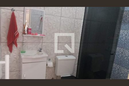 Banheiro de apartamento para alugar com 3 quartos, 70m² em Jardim Maria Inês, Aparecida de Goiânia