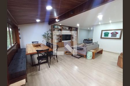 Sala de apartamento à venda com 4 quartos, 180m² em Barra da Tijuca, Rio de Janeiro