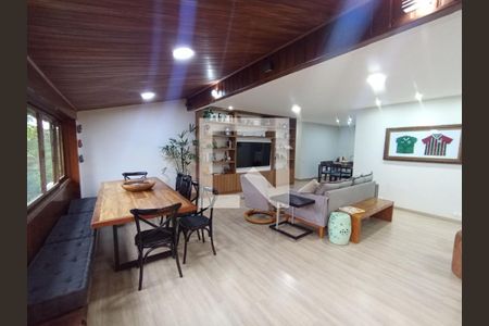 Sala e espaço gourmet  de apartamento à venda com 4 quartos, 180m² em Barra da Tijuca, Rio de Janeiro