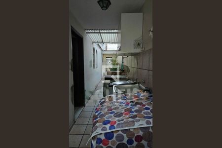 Casa à venda com 3 quartos, 177m² em Vila Paulista, São Paulo