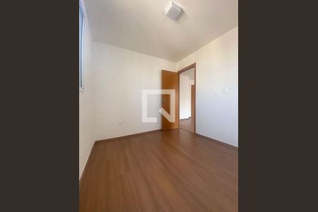 Apartamento à venda com 2 quartos, 38m² em Lapa de Baixo, São Paulo