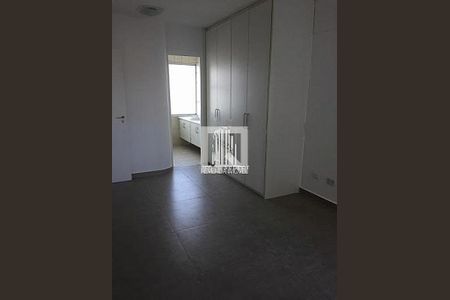 Apartamento à venda com 3 quartos, 130m² em Moema, São Paulo