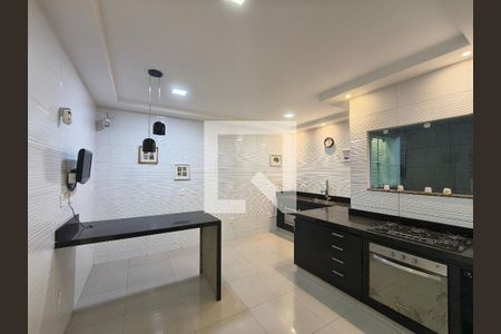 Casa de Condomínio à venda com 5 quartos, 800m² em Taquara, Rio de Janeiro