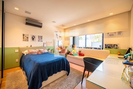 Casa à venda com 7 quartos, 854m² em Jardim Paulista, São Paulo