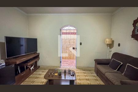 Casa à venda com 3 quartos, 322m² em Alto de Pinheiros, São Paulo