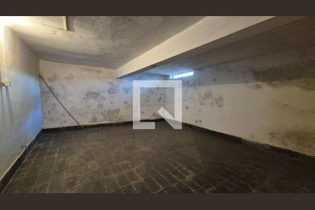 Casa à venda com 3 quartos, 366m² em Vila Alpina, Santo André