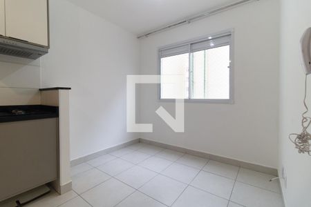 Sala de apartamento para alugar com 2 quartos, 36m² em Parque Fongaro, São Paulo