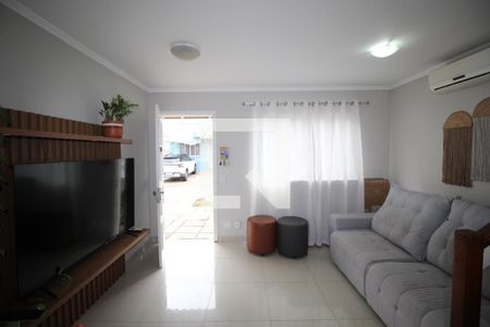 Casa de Condomínio à venda com 2 quartos, 102m² em Humaitá, Porto Alegre