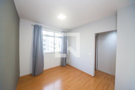 quarto 2 de apartamento para alugar com 3 quartos, 101m² em Belvedere, Belo Horizonte