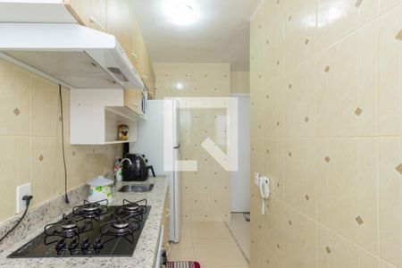 Cozinha de apartamento para alugar com 2 quartos, 44m² em Vila Jaraguá, São Paulo