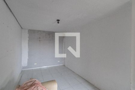 Suíte de casa para alugar com 3 quartos, 100m² em Parque Edu Chaves, São Paulo