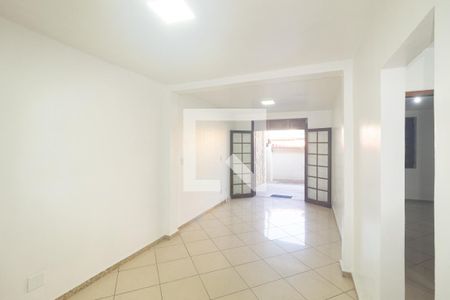 Sala de casa à venda com 2 quartos, 142m² em Campo Grande, Rio de Janeiro