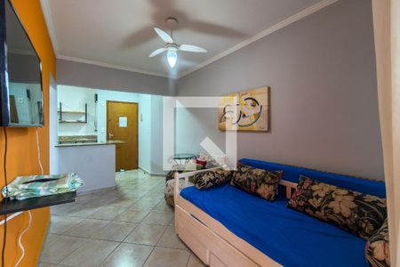 Sala de apartamento para alugar com 1 quarto, 47m² em Vila Tupi, Praia Grande