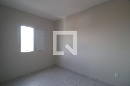 Quarto 2 de apartamento para alugar com 2 quartos, 52m² em Residencial Integração, Uberlândia