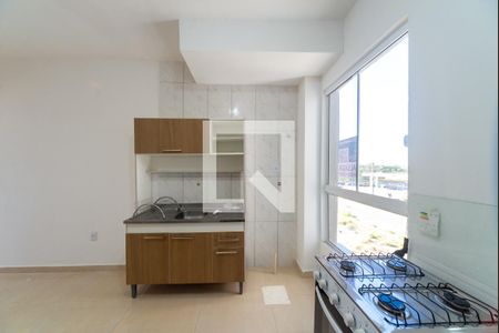Sala Cozinha de apartamento para alugar com 1 quarto, 31m² em Jardim Algarve, Viamão