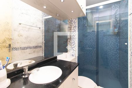 Banheiro de apartamento para alugar com 1 quarto, 43m² em Santa Tereza, Porto Alegre