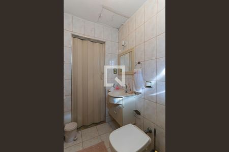 Casa 1 - Banheiro de casa à venda com 3 quartos, 250m² em Vila Pauliceia, São Paulo