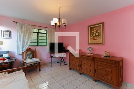Casa 1 - Sala de casa à venda com 3 quartos, 250m² em Vila Pauliceia, São Paulo