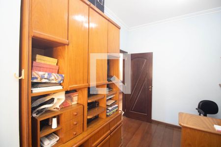 Quarto 1 de casa à venda com 5 quartos, 700m² em Horto Florestal, São Paulo