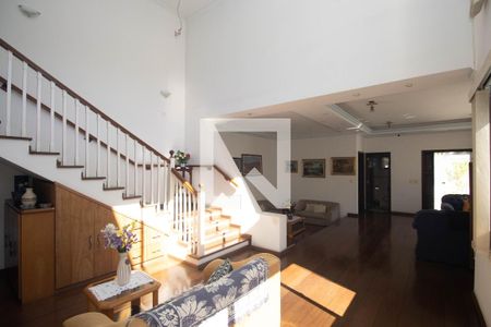 Sala  de casa à venda com 5 quartos, 700m² em Horto Florestal, São Paulo