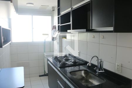 Cozinha de apartamento para alugar com 3 quartos, 57m² em Jardim Jasmim, Nova Iguaçu