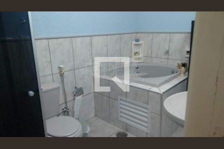 Casa à venda com 3 quartos, 240m² em Parque São Quirino, Campinas