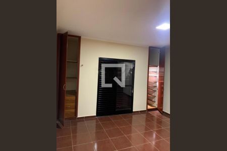 Casa à venda com 4 quartos, 190m² em Parque São Quirino, Campinas