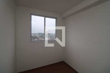 Quarto 2 de apartamento para alugar com 2 quartos, 36m² em Vila Antonieta, São Paulo