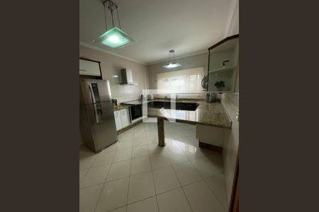 Casa à venda com 3 quartos, 200m² em Santa Cruz, Valinhos