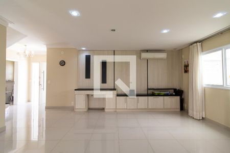 Sala de casa de condomínio à venda com 4 quartos, 300m² em Parque Taquaral, Campinas