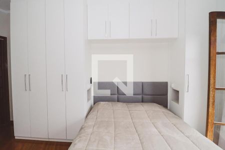 Quarto 1 de casa para alugar com 3 quartos, 232m² em Jardim Paraíso, São Paulo