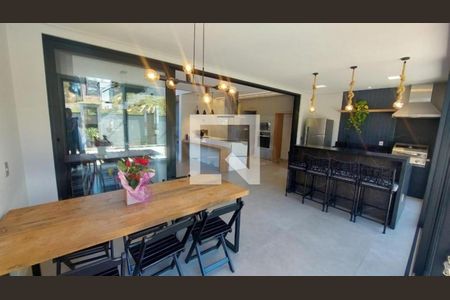Casa à venda com 4 quartos, 237m² em Vila Pagano, Valinhos