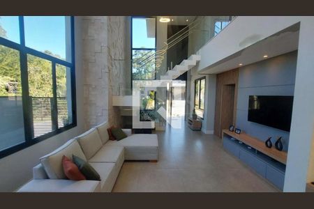 Casa à venda com 4 quartos, 237m² em Vila Pagano, Valinhos