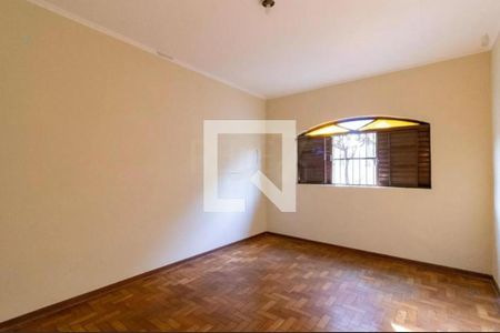 Casa à venda com 3 quartos, 120m² em Parque São Quirino, Campinas