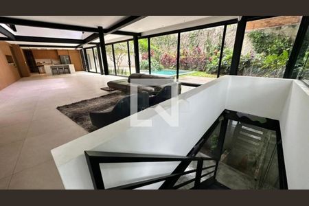 Casa à venda com 3 quartos, 450m² em Chácara Flora, Valinhos