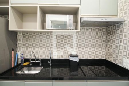Cozinha de kitnet/studio à venda com 1 quarto, 27m² em Indianópolis, São Paulo