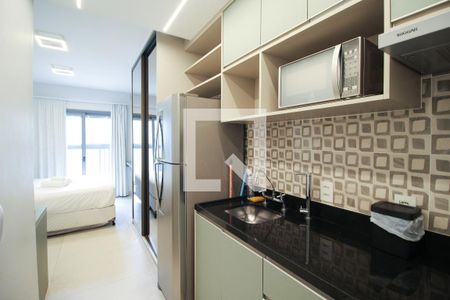 Cozinha de kitnet/studio à venda com 1 quarto, 27m² em Indianópolis, São Paulo