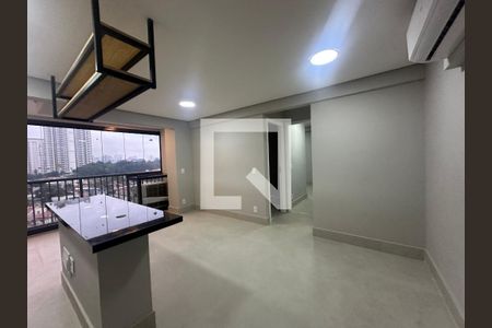 Sala de apartamento para alugar com 2 quartos, 58m² em Nova Aldeinha, Barueri