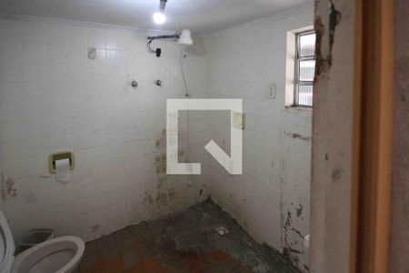 Banheiro de casa para alugar com 1 quarto, 60m² em Chácara Belenzinho, São Paulo
