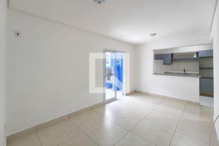 Sala de apartamento para alugar com 2 quartos, 94m² em Canto do Forte, Praia Grande