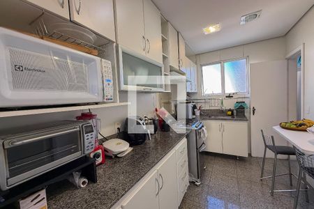 Apartamento à venda com 3 quartos, 130m² em Gutierrez, Belo Horizonte