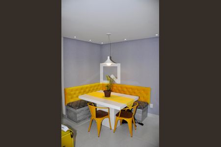 Apto. Mobiliado - Detalhe - Sala e Sala de Jantar de apartamento para alugar com 2 quartos, 55m² em Jardim Santa Lucrecia, São Paulo