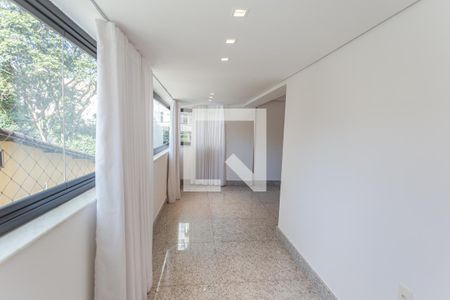 Sala 1 de apartamento para alugar com 2 quartos, 100m² em Serra, Belo Horizonte